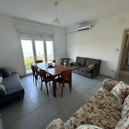 Appartamento Panoramica Vista Mare Caminia