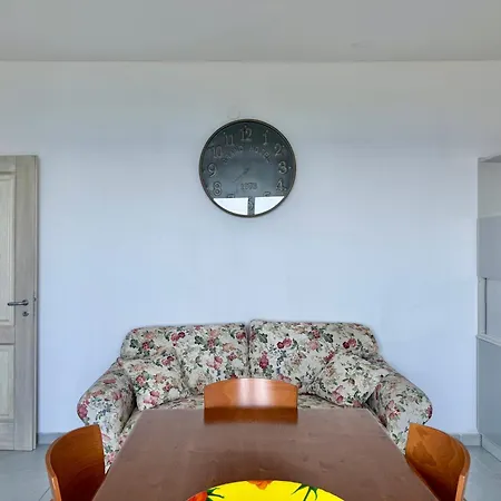 Panoramica Vista Mare Apartment Caminia