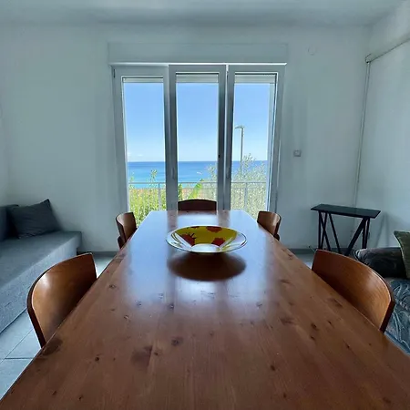 Panoramica Vista Mare Apartment *