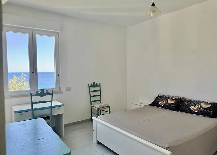 Panoramica Vista Mare شقة Caminia