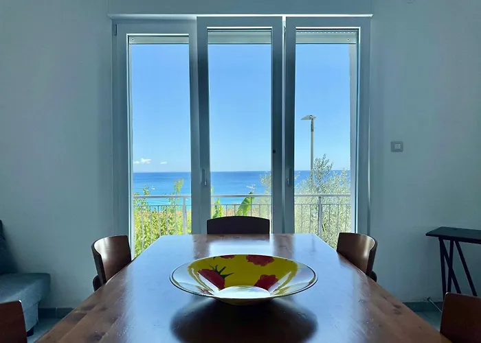 Panoramica Vista Mare شقة Caminia